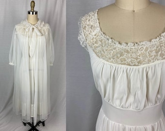 vintage 1960s peignoir // size medium // 60s 60s white sheer robe dressing gown lace nightgown sleepwear set