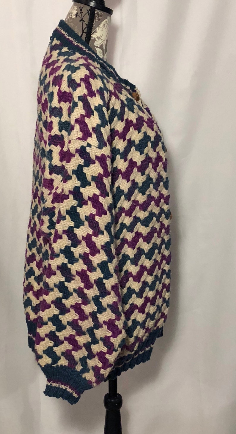 extra large south american chunky knit purple green white cold weather sweater vintage cardigan size large