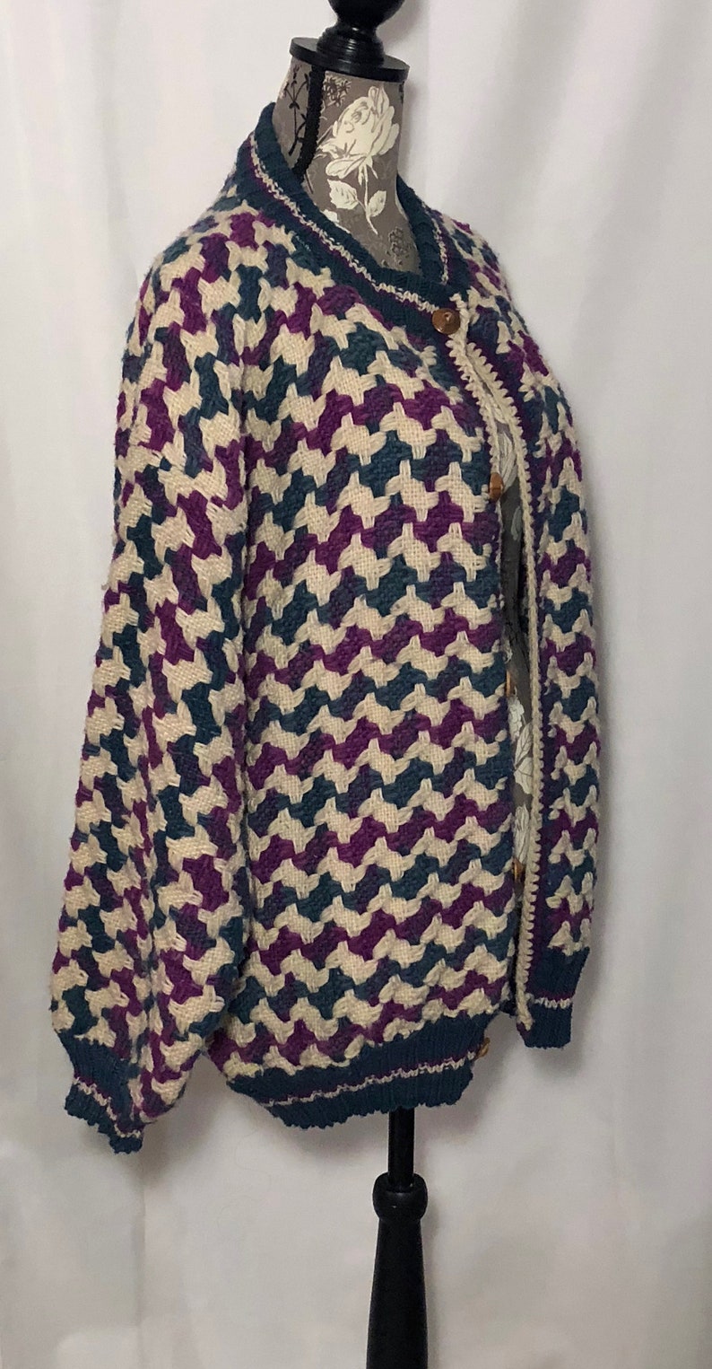 extra large south american chunky knit purple green white cold weather sweater vintage cardigan size large