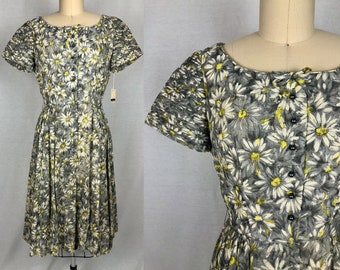 vintage 1950s deadstock dress // size extra small // leslie fay 50s NWT NOS daisy floral yellow grey new with tags new old stock