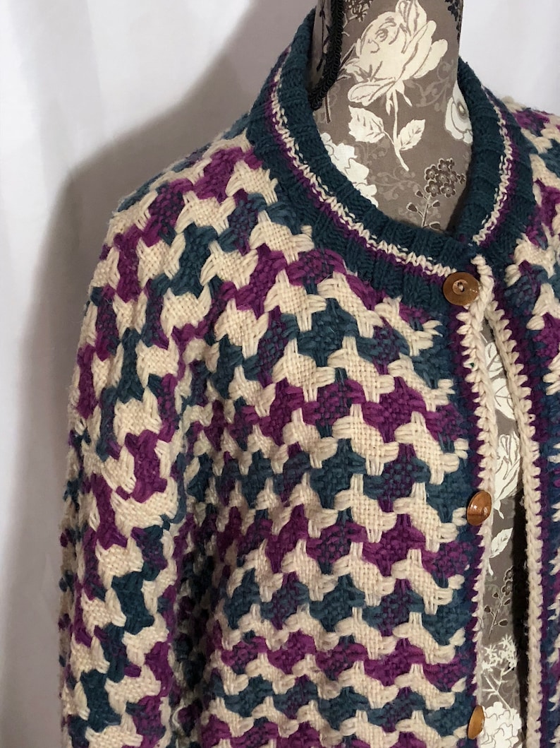 extra large south american chunky knit purple green white cold weather sweater vintage cardigan size large