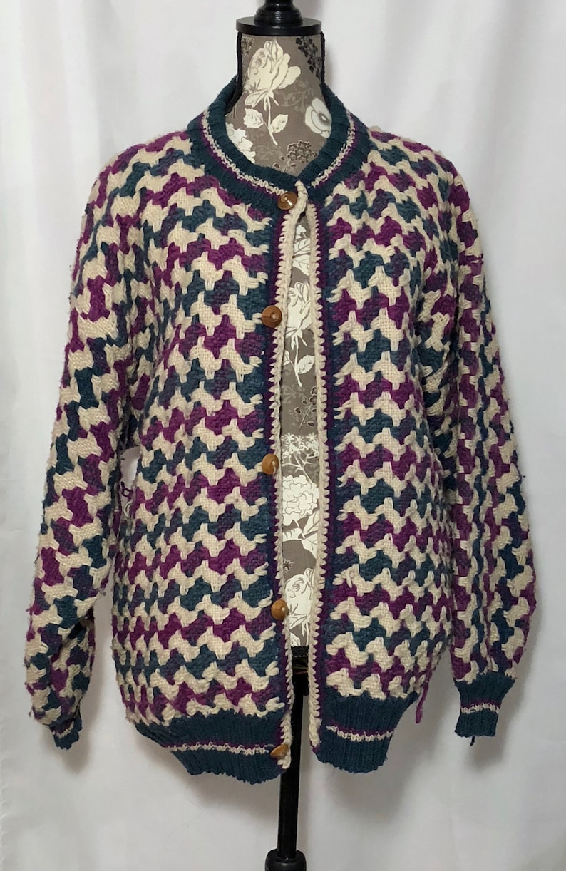 extra large south american chunky knit purple green white cold weather sweater vintage cardigan size large