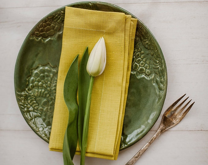 Yellow Linen Napkin Set of 4 6 8 10. Wedding table decor. Pure linen napkins. Natural Linen Napkins. Easter linen napkins. Mother's Day gift