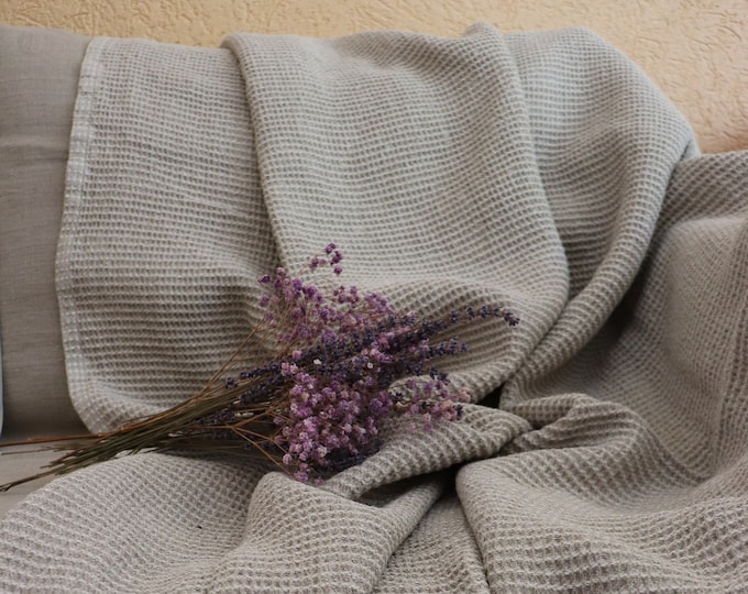 Soft Linen Blanket in a waffle pattern, Natural Linen Throw Blanket,  Grey Linen Blanket, Undyed Linen, Linen Bed Cover, Bedspread, Gift