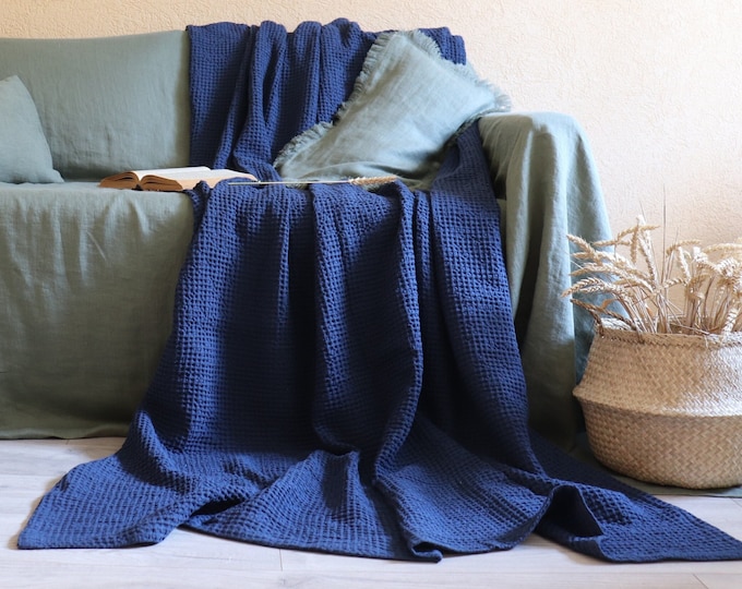 Linen throw in waffle pattern, Soft linen throw blanket, Bed cover, bedspread, Waffle linen coverlet, Linen summer cover, Gift