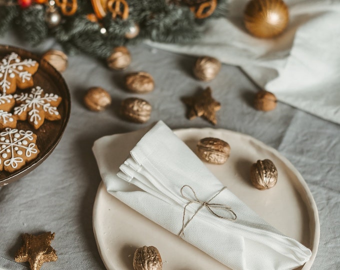 Set of tablecloth and napkins made of thick natural linen flax, Washed linen tablecloth and napkins of organic flax, Christmas table linens