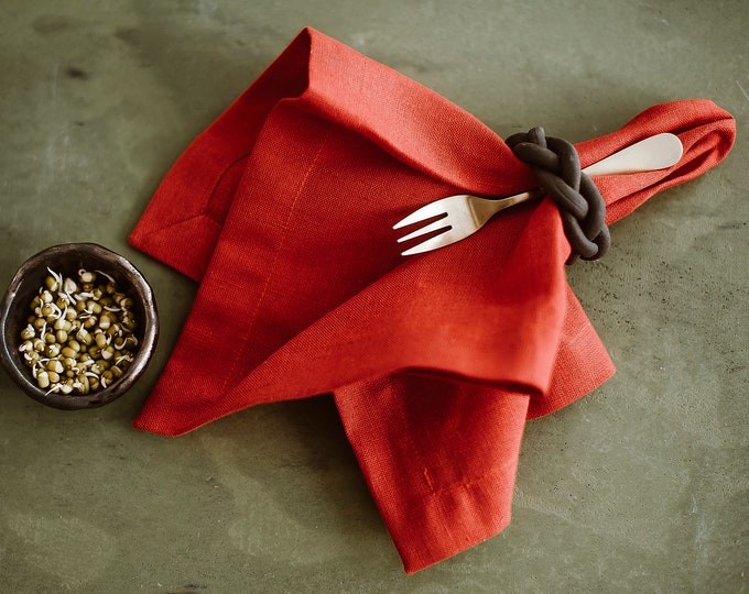 Linen Napkins of organic linen flax. Christmas napkin Set of 6 8 10. Festive napkins. Thanksgiving table decor.  Natural linen napkin set