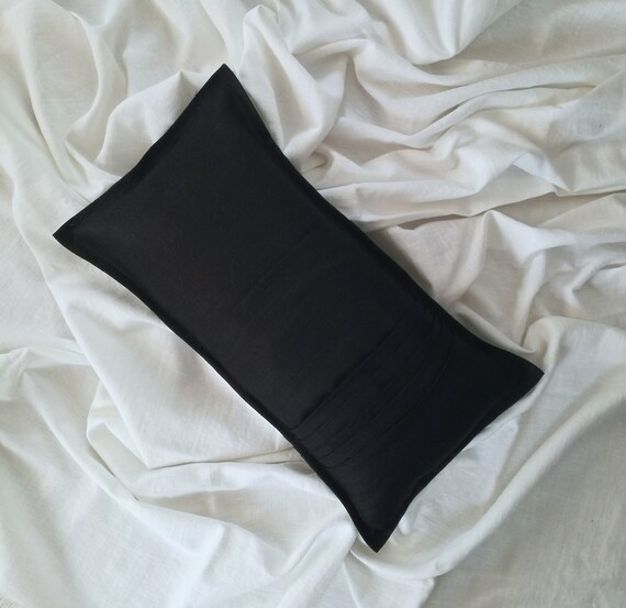 Black pleated lumbar pillow Bench Black pleated lumbar pillow Bench