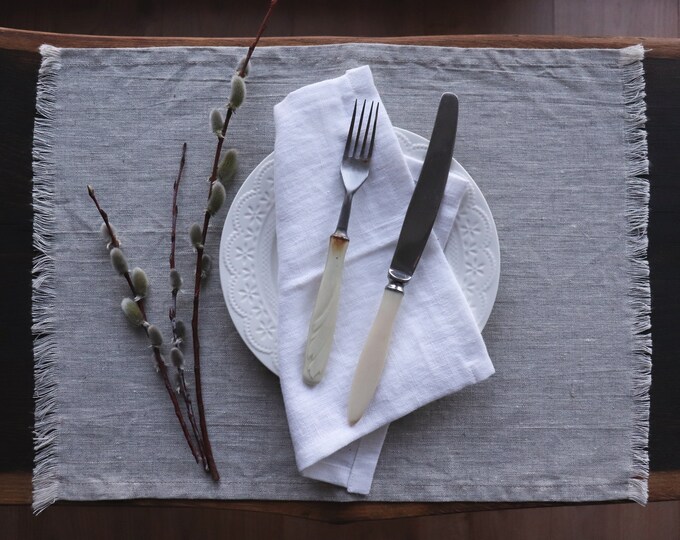 Washed linen placemats with fringed edges , Light gray linen placemats, Organic linen placemats, Placemat of linen flax, Easter placemats