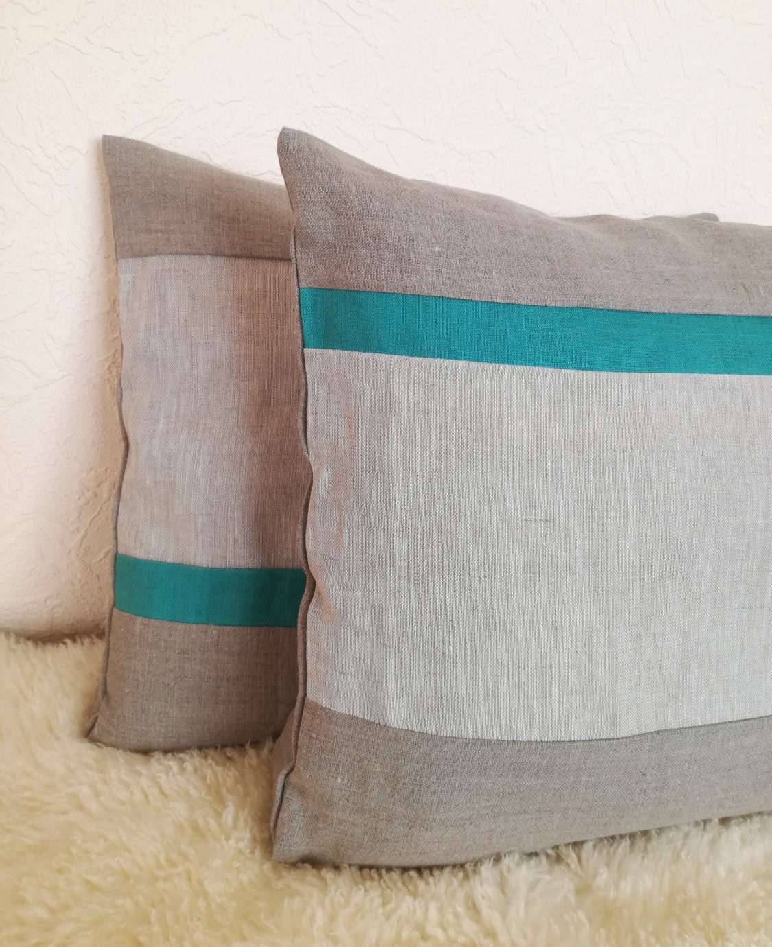 rustic cushions and throws