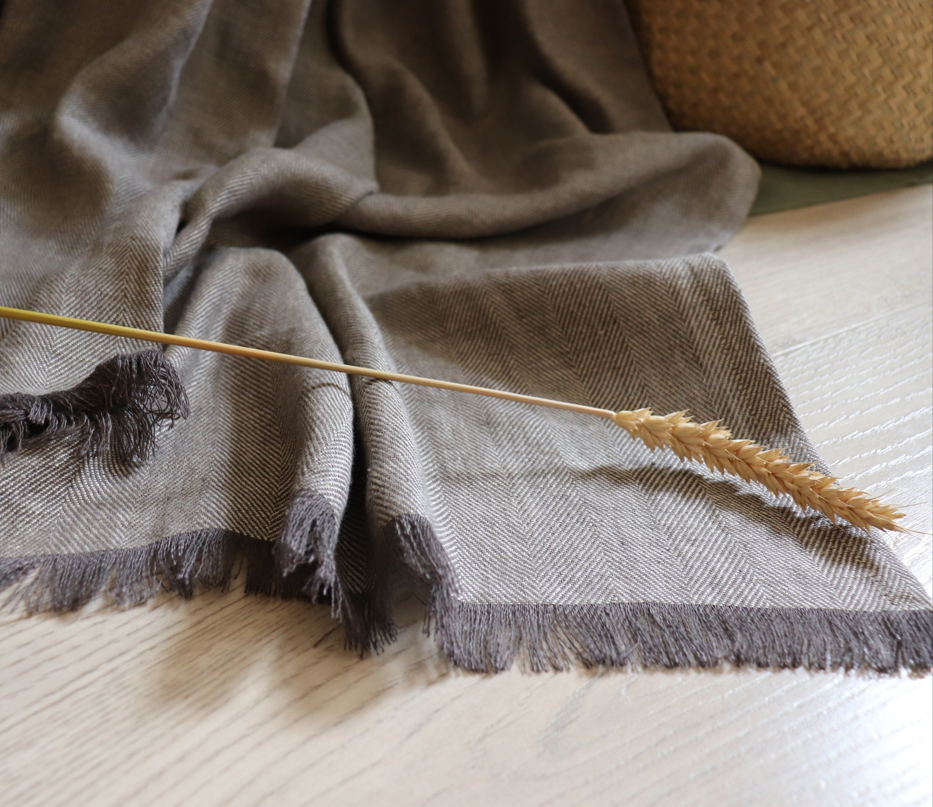 Natural linen throw 2025