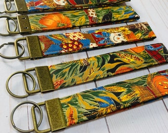 Vintage Fall Keychain, Scarecrow Wristlet Lanyard, Pumpkin, Corn, Crows Cotton Fabric Lanyard, Key Fob