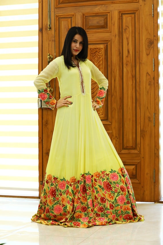 Kashmiri Traditional Dress For Girl - Buy Now | Kids Fancy Dress