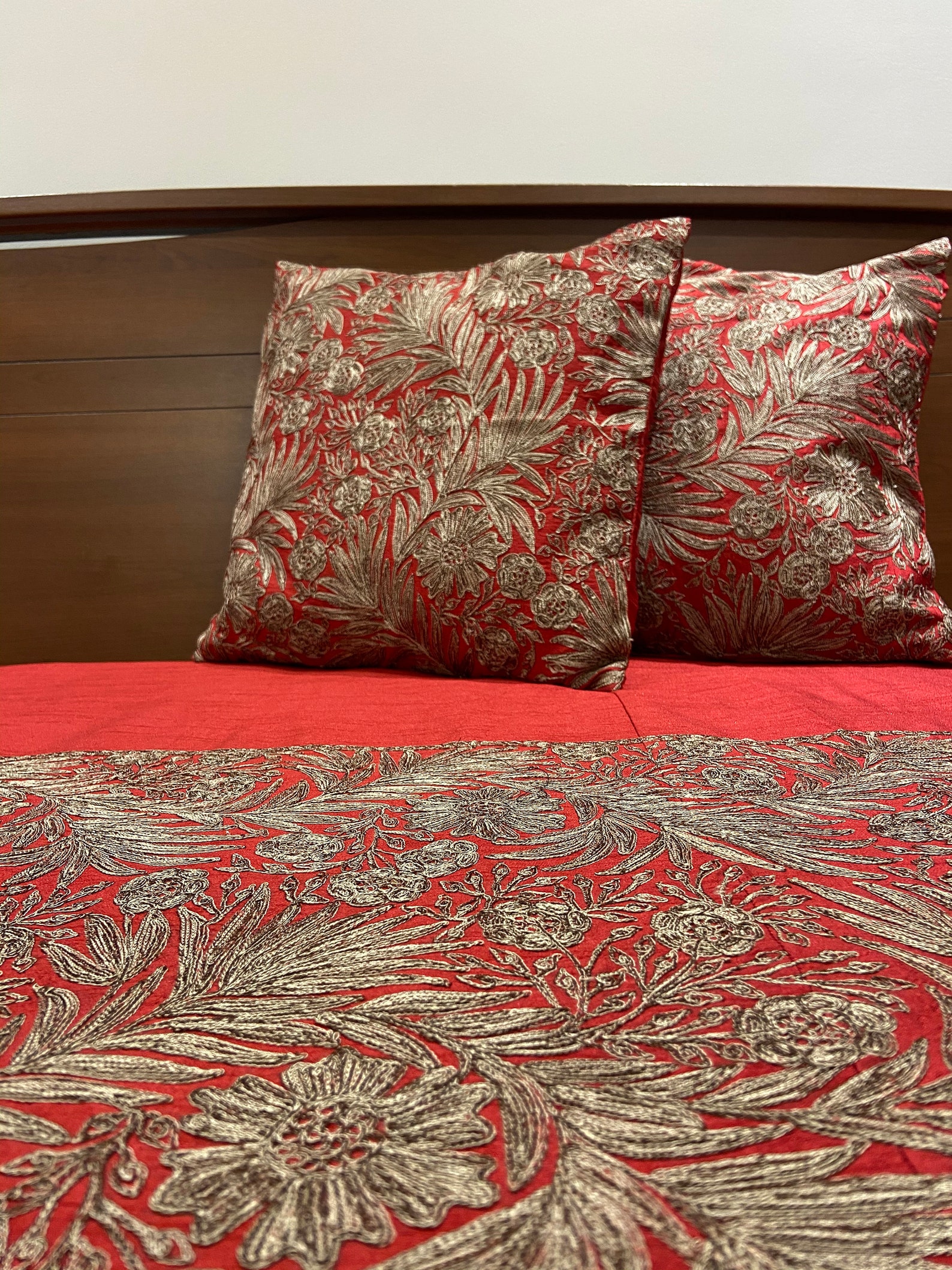 Red Raw Silk Bed Cover With Silk Thread Floral Embroidery Etsy
