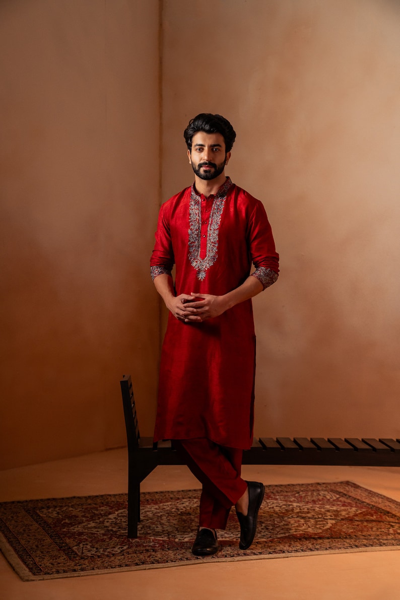 Rajwadi Crimson: Kurta-pyjamas för män, kurtor för män, kashmirkläder, kurtaset, traditionella herrkläder, indiska bröllopskläder för män bild 3