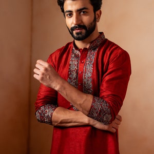 Rajwadi Crimson: Kurta-pyjamas för män, kurtor för män, kashmirkläder, kurtaset, traditionella herrkläder, indiska bröllopskläder för män bild 4