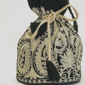 Velvet Zari Jaal Embroidered Black Potli Bag: Big Paisley Design, Wedding Favor Bags, Gift Bags, Embroidered Bag, Women Bags