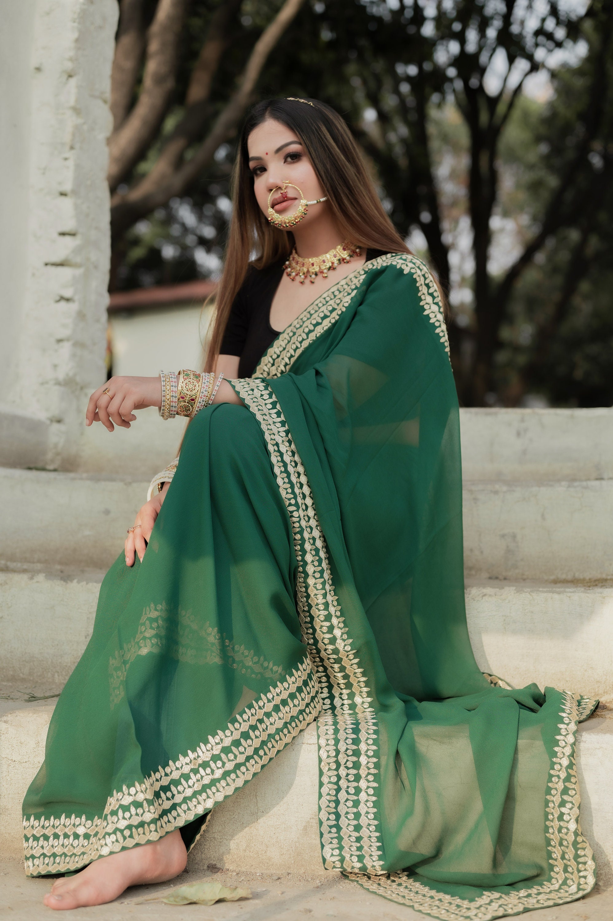 Green Zari Hand Embroidered Kashmiri Saree, Women Cover Up, Indian Dress, Embroidered Sari Dress, Traditional Outfit, Ethnic Clothing Green Zari Hand Embroidered Kashmiri Saree, Women Cover Up, Indian Dress, Embroidered Sari Dress, Traditional Outfit, Ethnic Clothing
