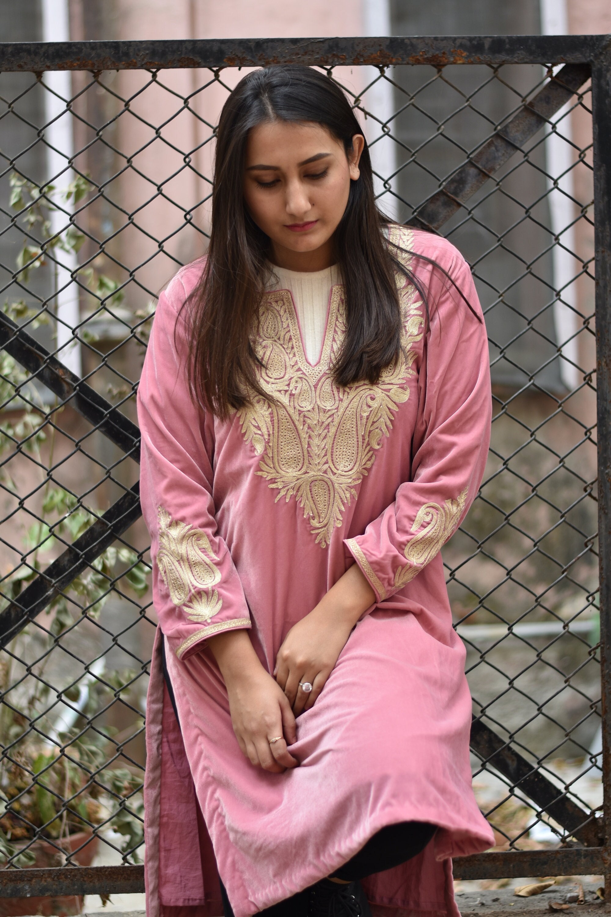 Velvet Kurta - Buy Trendy Velvet Kurta Online in India