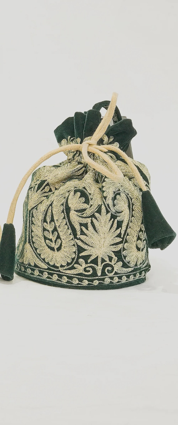 Velvet Zari Jaal Embroidered Potli Bag: Floral Design