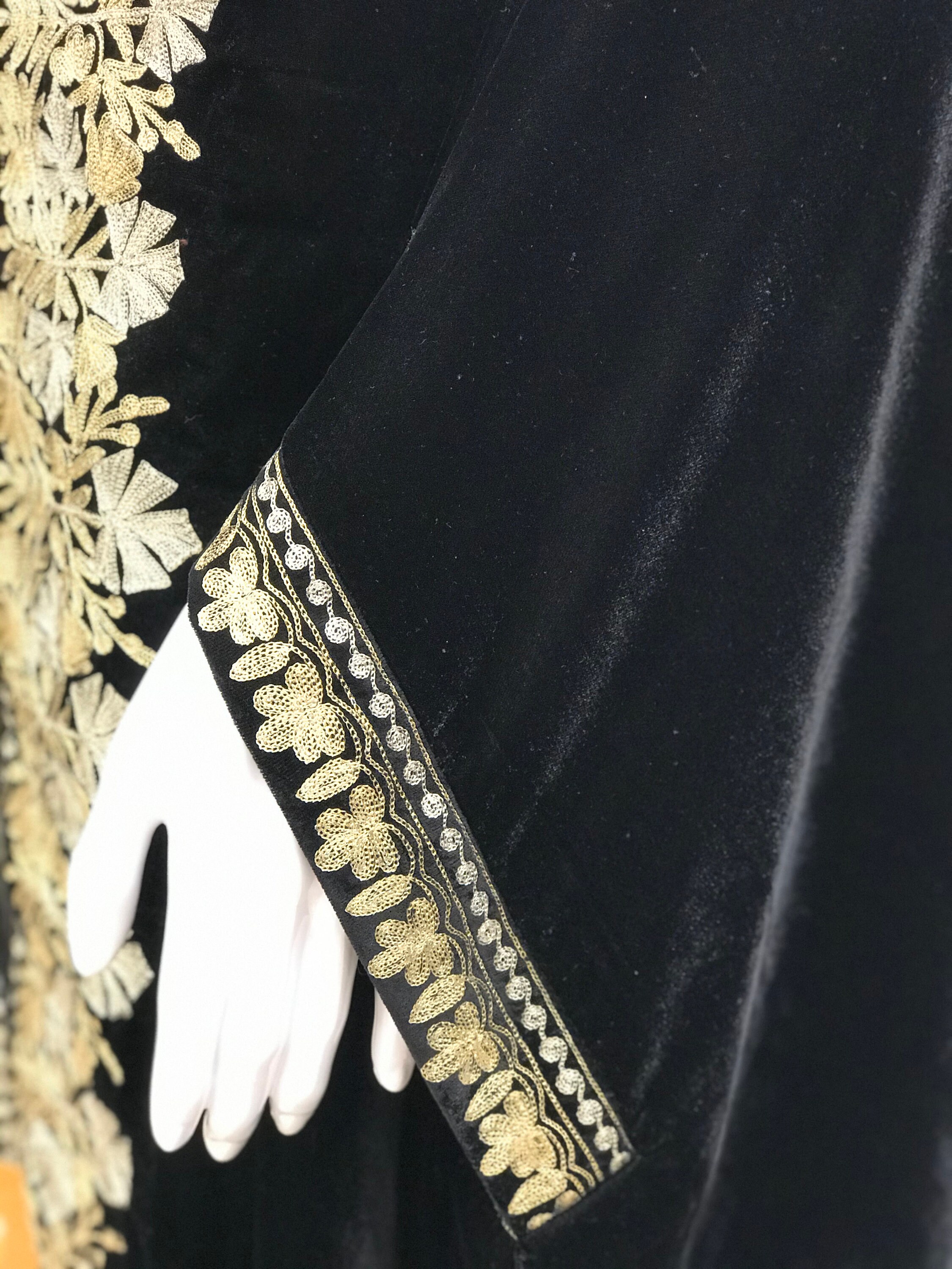 Black Velvet Cape, Gold Zari Embroidery, Kashmiri Shawl - Etsy