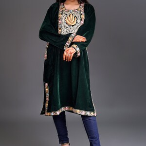 Velvet Kashmiri Kurta, Embroidery Pheran For Women, Velvet Kurta, Kashmiri Long Kurta, Kashmiri Embroidery, Indian Dress, Womens Clothing image 2
