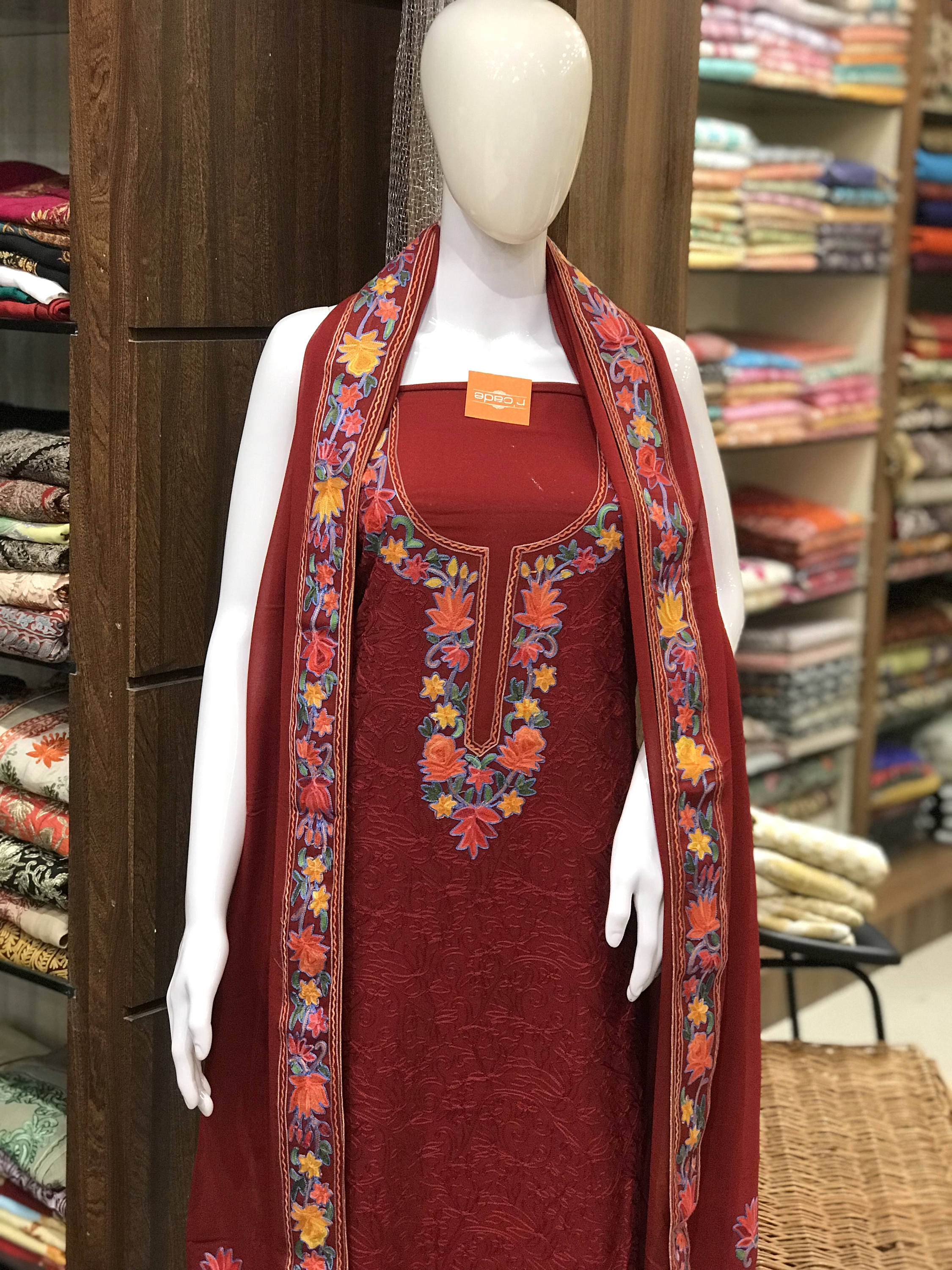 kashmiri aari work suits