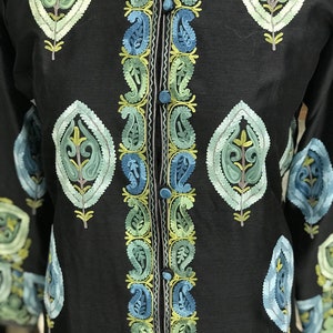 Embroidered Coat, Kashmiri Jacket, Boho Jacket, Long Coat, Indian Jacket, Traditional Coat, Ethnic Wear, Wool Coat, Silk Clothing, Kashmiri