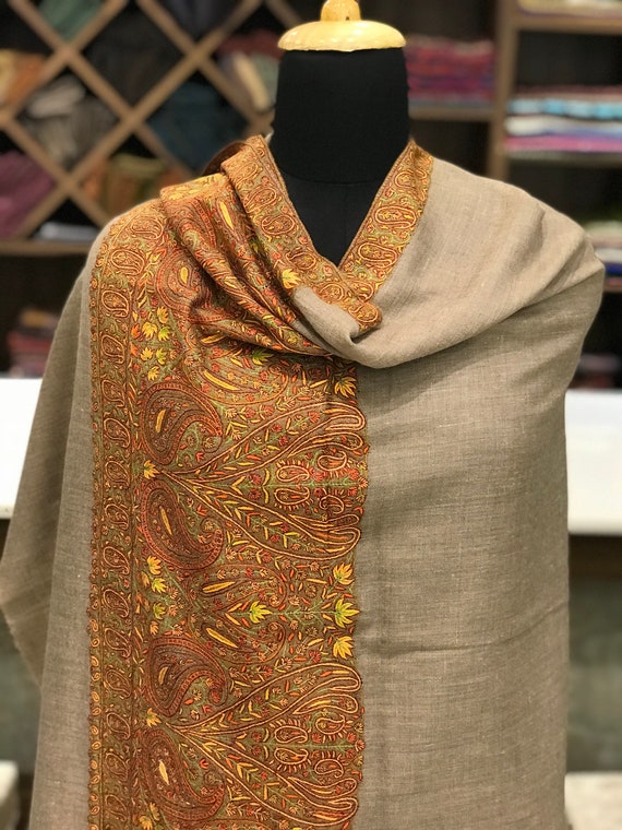 Pure Pashmina Shawl/wrap, Hand Embroidery, Pure Cashmere Shawl, Women Wrap,  Sozni Hand Embroidery, Kashmiri Sozni Work, Beige Paisley Shawl 