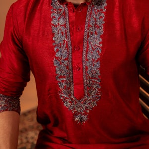 Rajwadi Crimson: Kurta-pyjamas för män, kurtor för män, kashmirkläder, kurtaset, traditionella herrkläder, indiska bröllopskläder för män bild 2