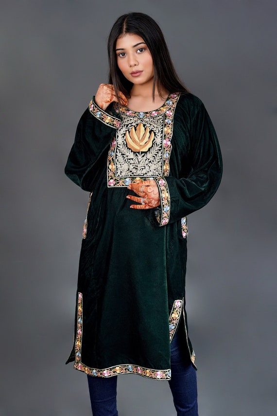 Velvet Kashmiri Kurta, Embroidery Pheran for Women, Velvet Kurta, Kashmiri  Long Kurta, Kashmiri Embroidery, Indian Dress, Womens Clothing 