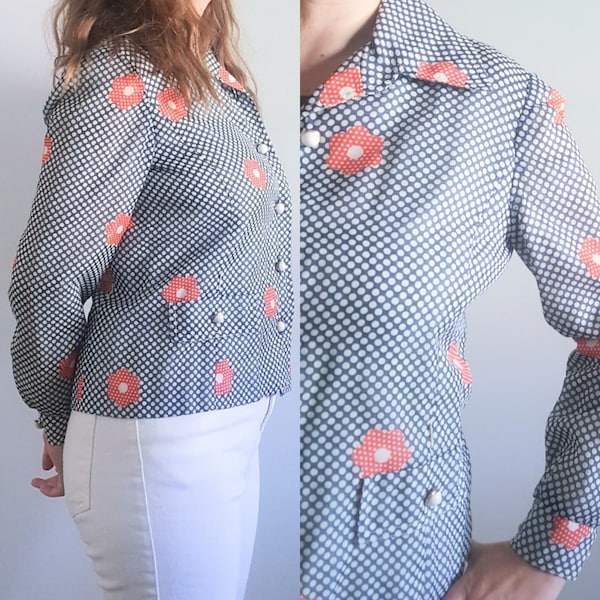 VENTE 1950's Feedsack Fabric Lined Jacket - vintage Floral Polka Dot Lightweight Spring Coat - Charming Transitional Outerwear - Fits Medium