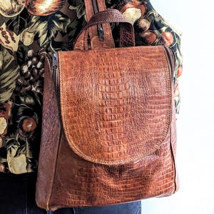 Sac à dos minimaliste en cuir végétalien - sac à dos vintage - sac de travail Girl Boss - sac à main porté épaule de tous les jours