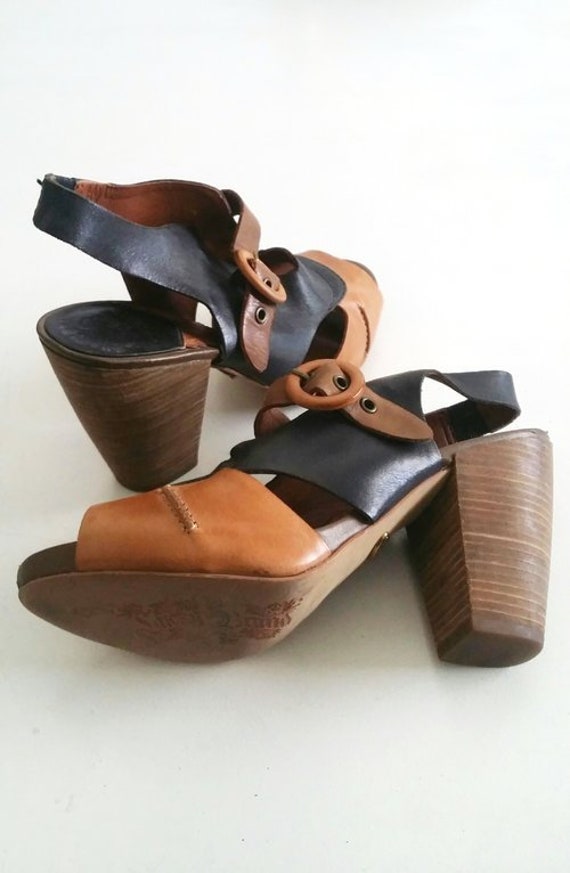 lucky brand clog sandals