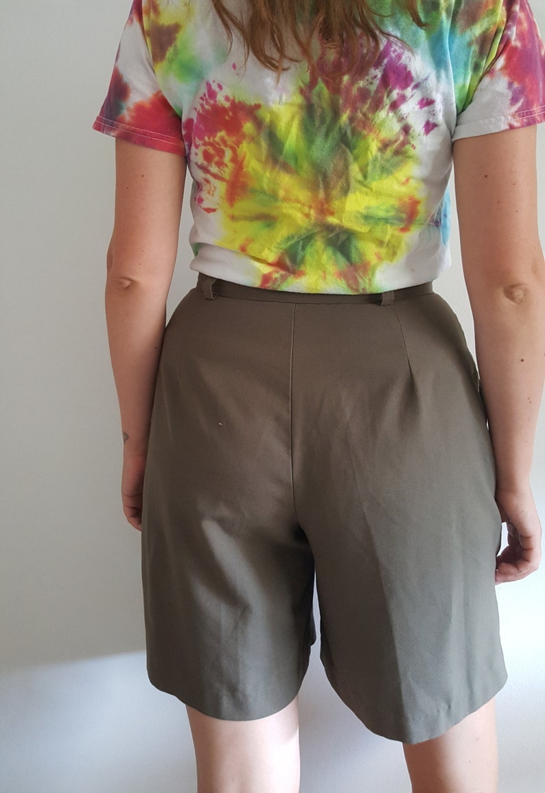 Khaki Green High Rise 1980\u2019s Olive High Waist Pleated Shorts Vintage Jessica Fits Medium or Small Girl Boss Work Party