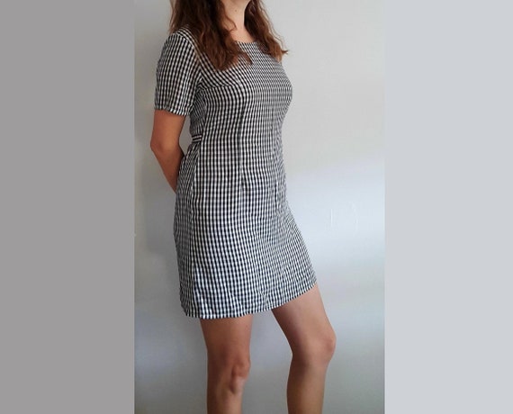 1980’s Gingham Shift Dress with Back Ties - Vintag