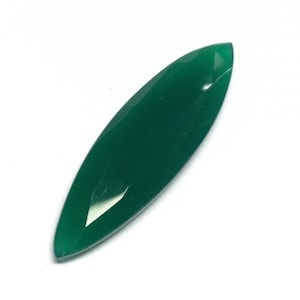 Piedra preciosa de ónix verde talla rosa marquesa: calidad AAA, piedra suelta