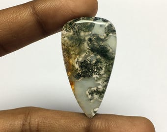 Cabujón de ágata musgosa natural, gema única para la fabricación de joyas.