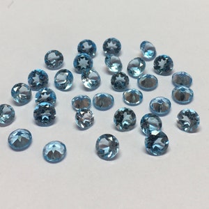 Pedra preciosa topázio azul-celeste: lapidação redonda facetada, qualidade AAA (3x3 a 10 x 10 mm)