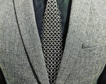 Corbata de malla de acero inoxidable hecha a mano