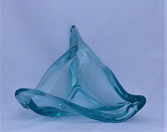Czech glass twisted triangular  bowl