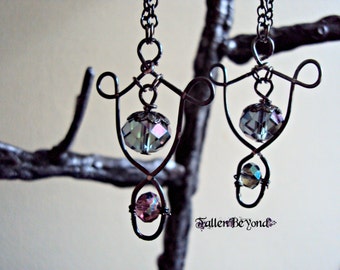 Wire Loop Sparkling Necklace