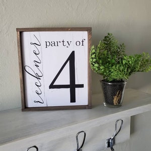 6x7 Party Of 4 Family Sign