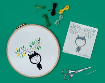 The tree man - Big EASY EMBROIDERY kit by Britney Pompadour and Csil