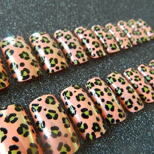 Leopard Print Press on False Nails