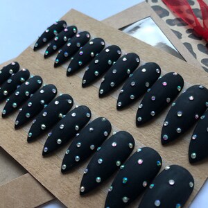 Matte Black False Nails with Crystals /Press on Nails/ Fake Nails.