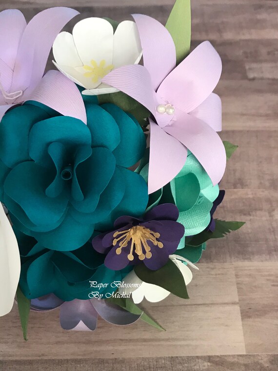 DAANIS: Purple And Turquoise Room Decor