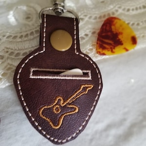 Guitar pick holder snap tab In the hoop embroidery template. Guitar pic case key fob pattern, ITH machine embroidery file, digital design image 6