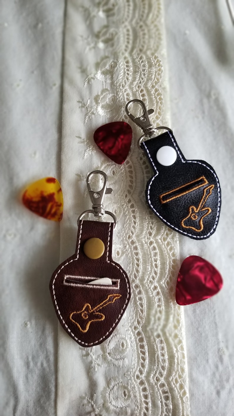 Guitar pick holder snap tab In the hoop embroidery template. Guitar pic case key fob pattern, ITH machine embroidery file, digital design image 5