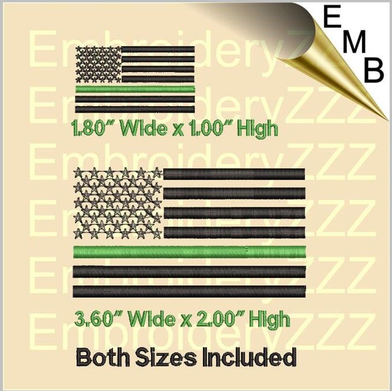 Op de afbeelding: Twee versies van een geborduurde Amerikaanse vlag met een groene streep aan de onderkant. De kleinere vlag is 1,80 inch breed en 1,00 inch hoog. De grotere vlag is 3,60 inch breed en 2,00 inch hoog. Beide maten zijn inbegrepen.
